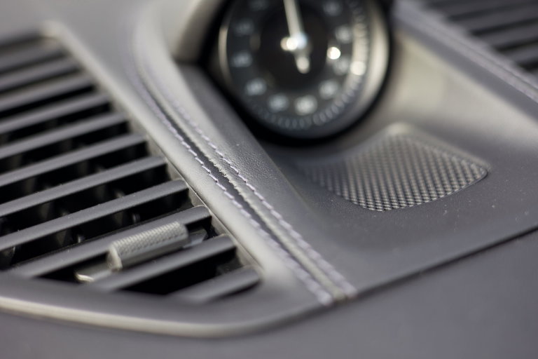 Porsche 992 Carrera 4 GTS