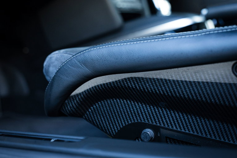 Porsche 987 Cayman R