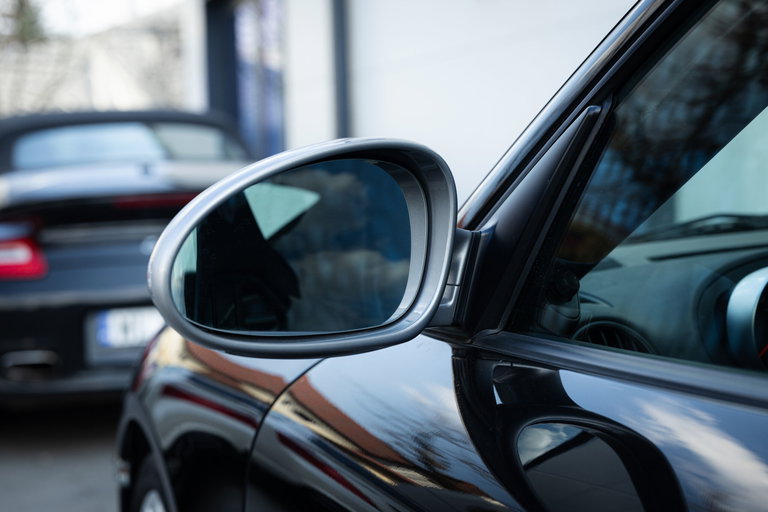 Porsche 987 Cayman R