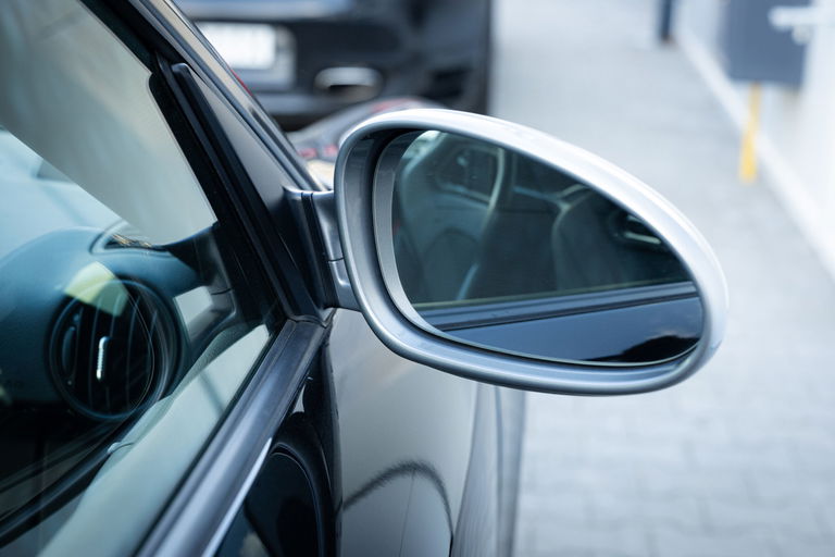 Porsche 987 Cayman R