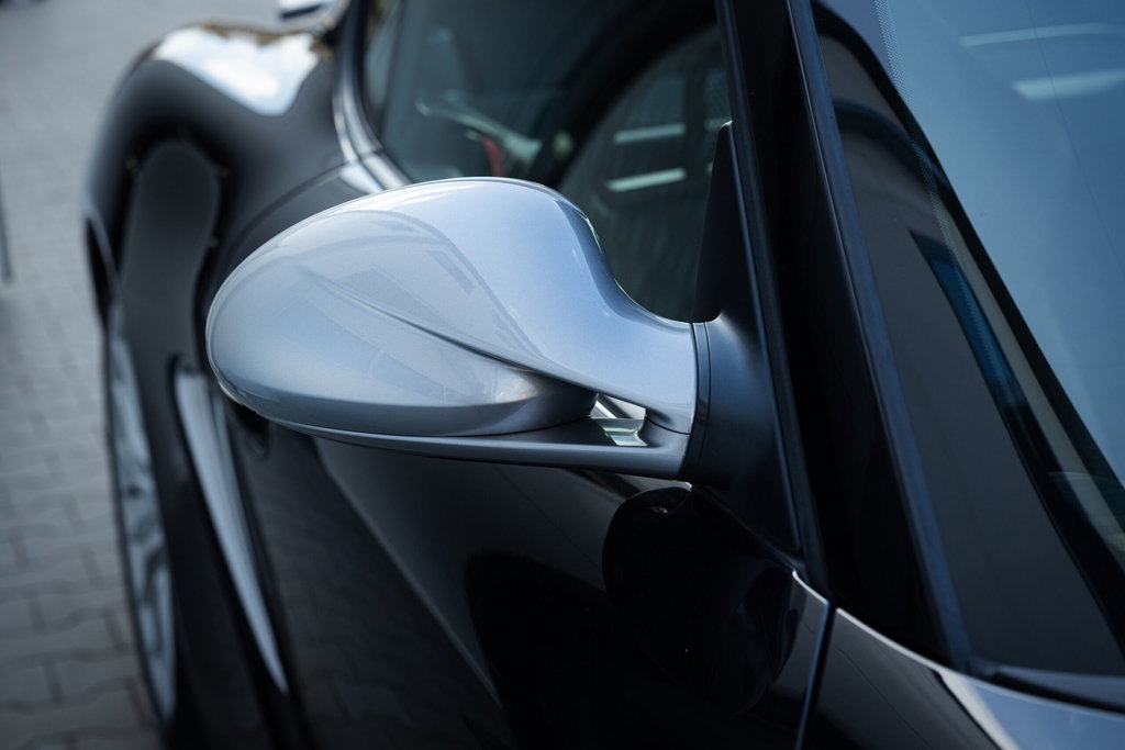 Porsche 987 Cayman R