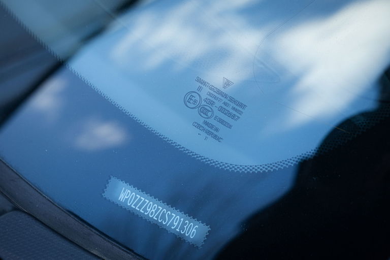 Porsche 987 Cayman R