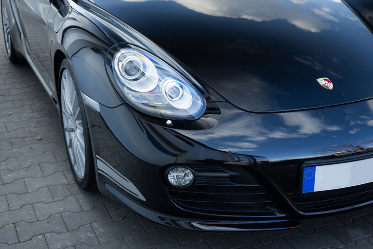 Porsche 987 Cayman R