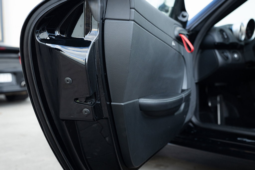 Porsche 987 Cayman R