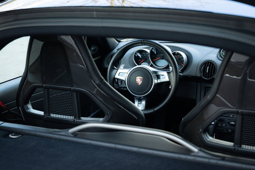 Porsche 987 Cayman R