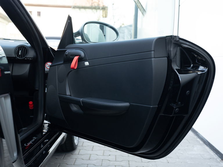 Porsche 987 Cayman R