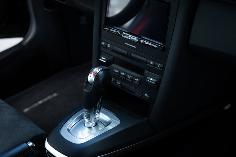 Porsche 987 Cayman R