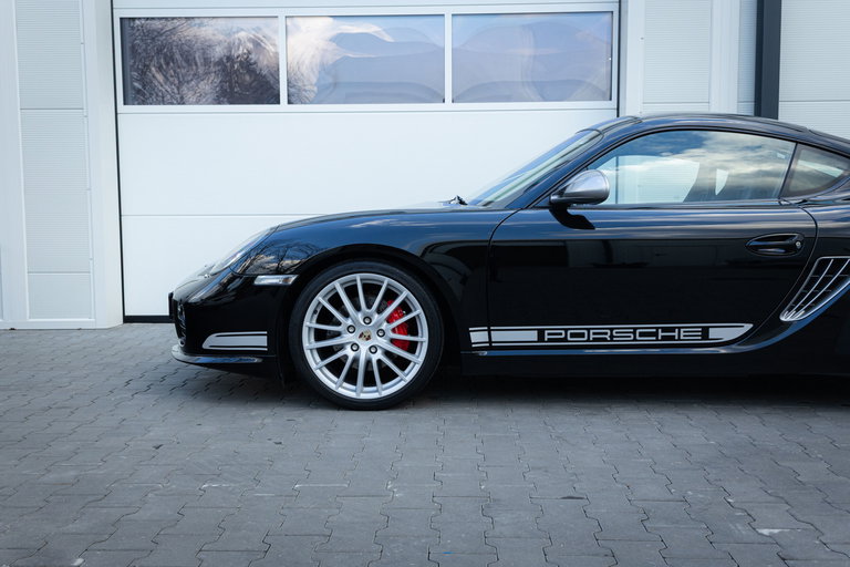 Porsche 987 Cayman R