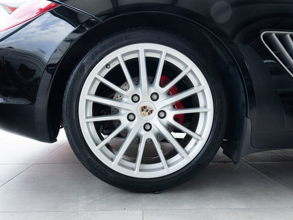 Porsche 987 Cayman R
