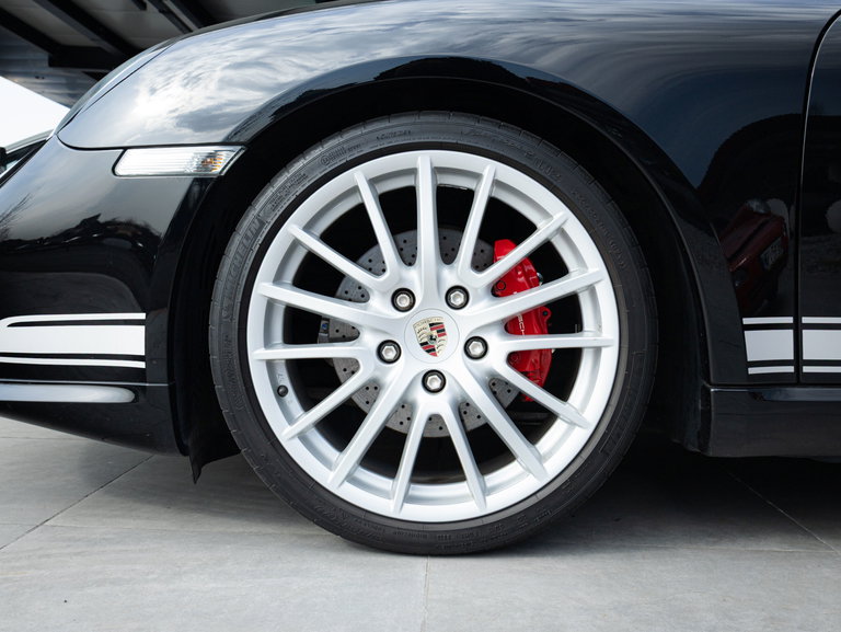 Porsche 987 Cayman R