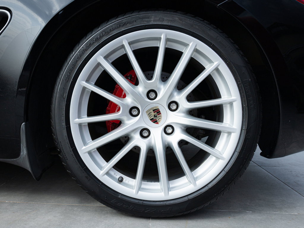 Porsche 987 Cayman R