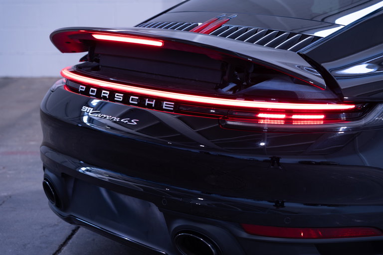 Porsche 992 Carrera 4S