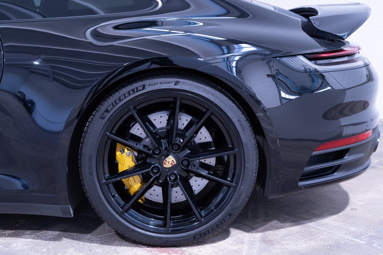 Porsche 992 Carrera 4S