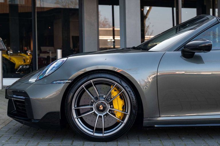 Porsche 992 Turbo S