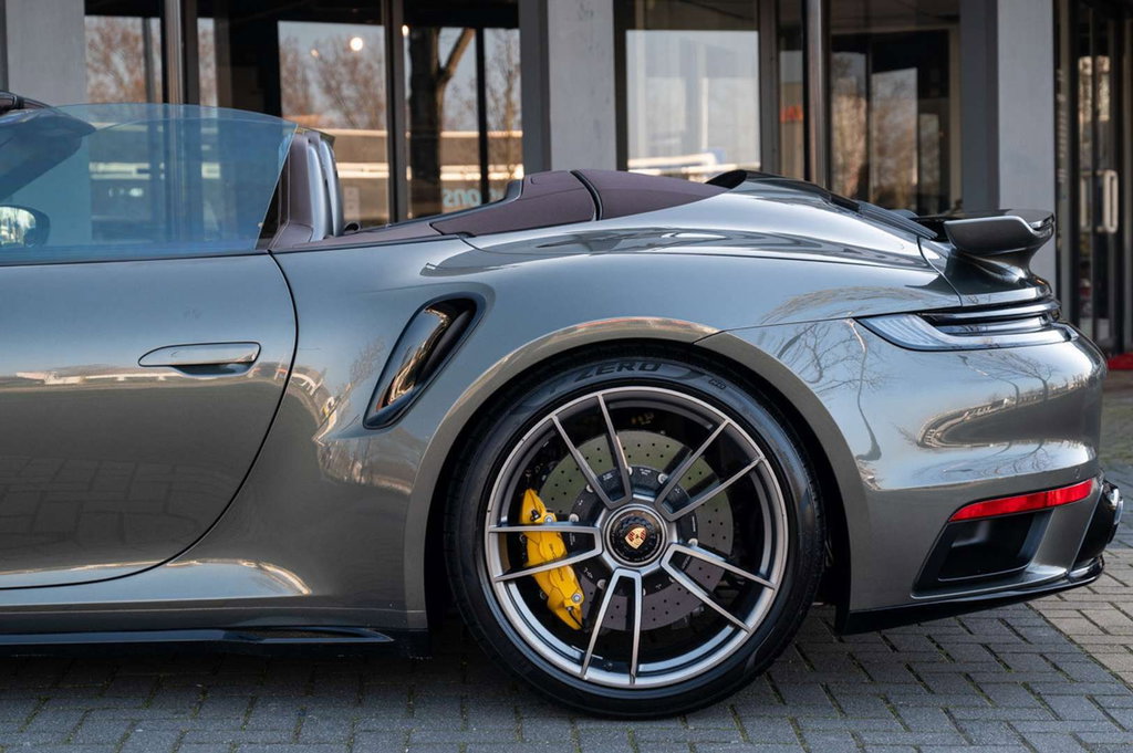 Porsche 992 Turbo S