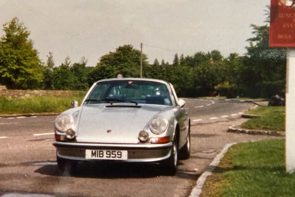 Porsche 911 S (F-Modell)