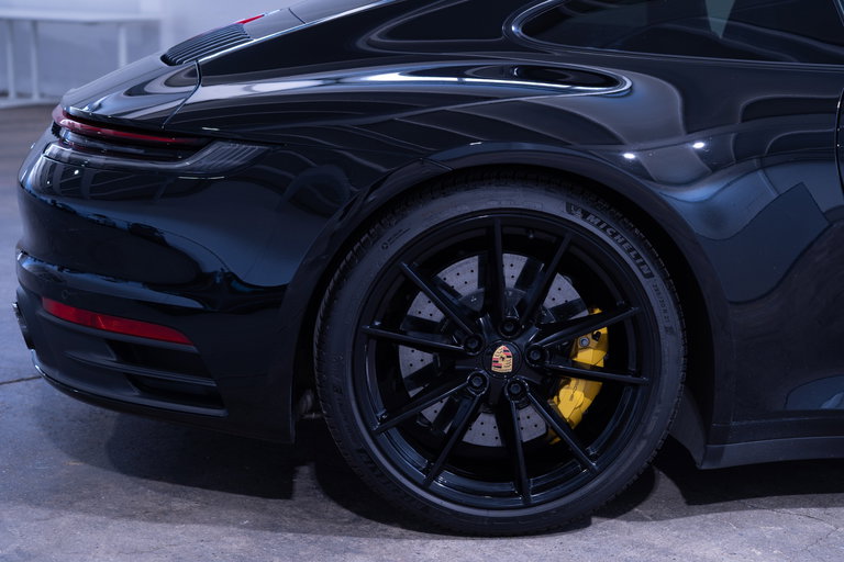 Porsche 992 Carrera 4S