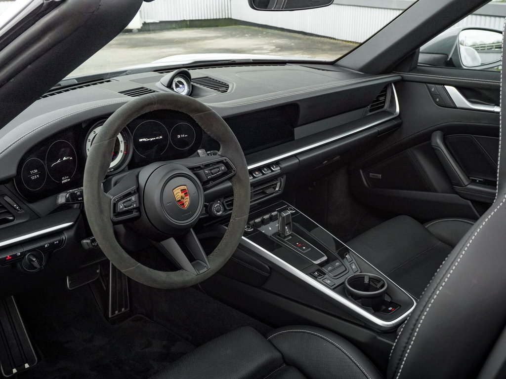 Porsche 992 Targa 4S