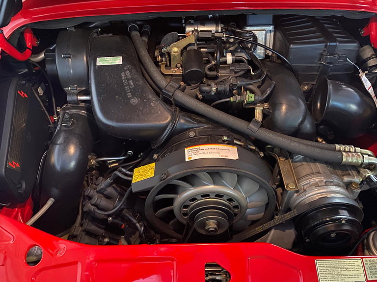 Porsche 964 Carrera 2 Speedster