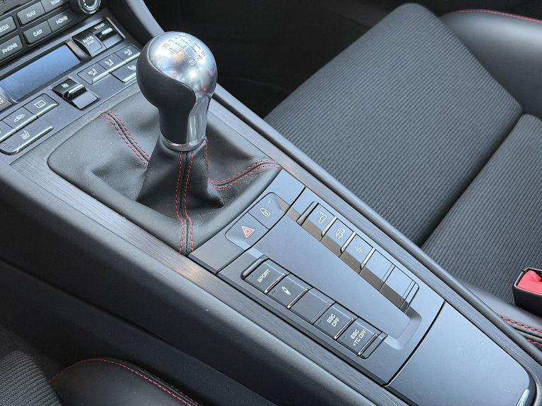 Porsche 991.2 GT3 Touring