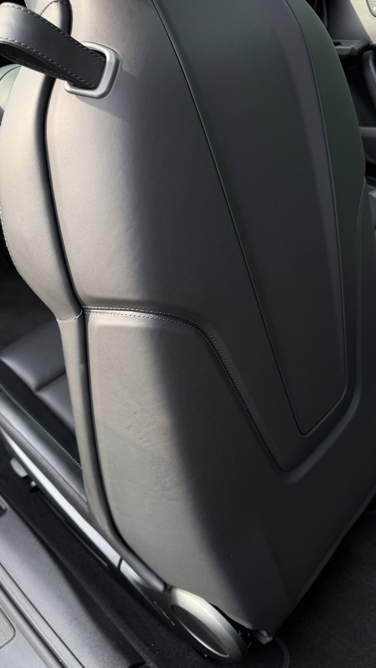 Porsche 992 Carrera 4 GTS