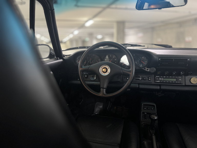 Porsche 964 Carrera 4