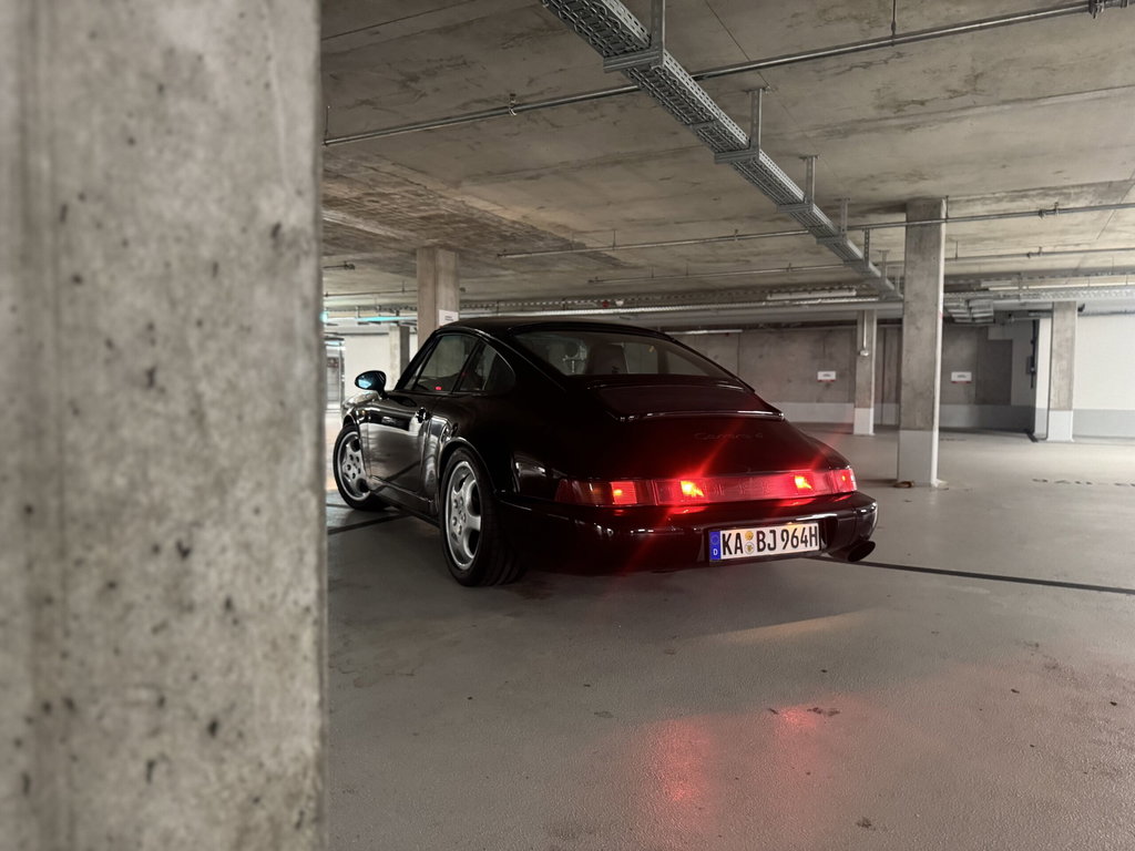 Porsche 964 Carrera 4