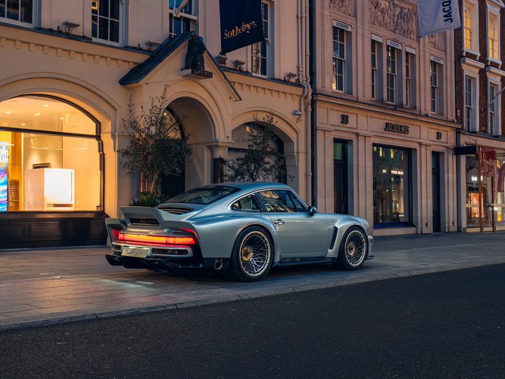 Porsche 911 Reimagined by Singer