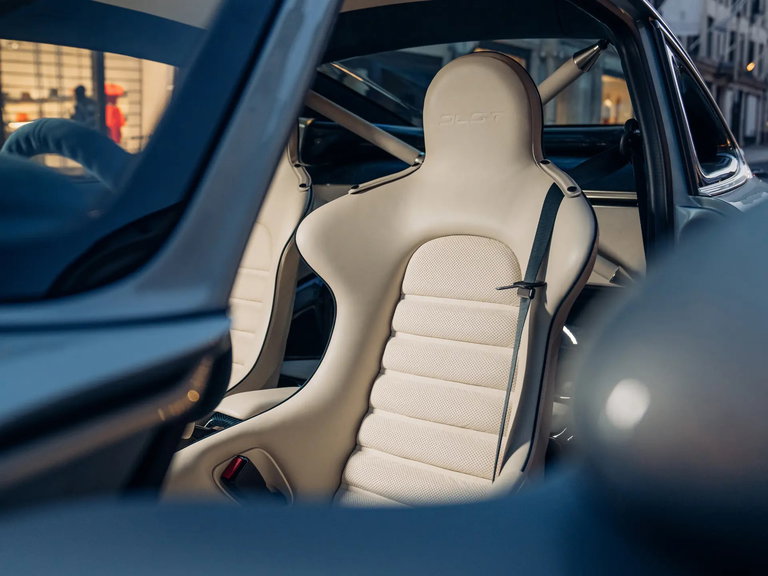Porsche 911 Reimagined by Singer