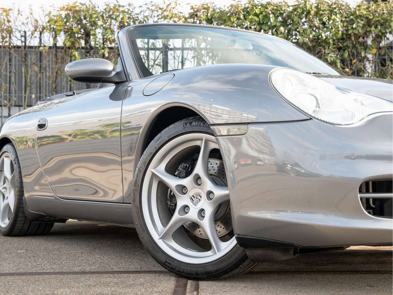 Porsche 996.2 Carrera