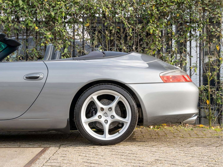 Porsche 996.2 Carrera