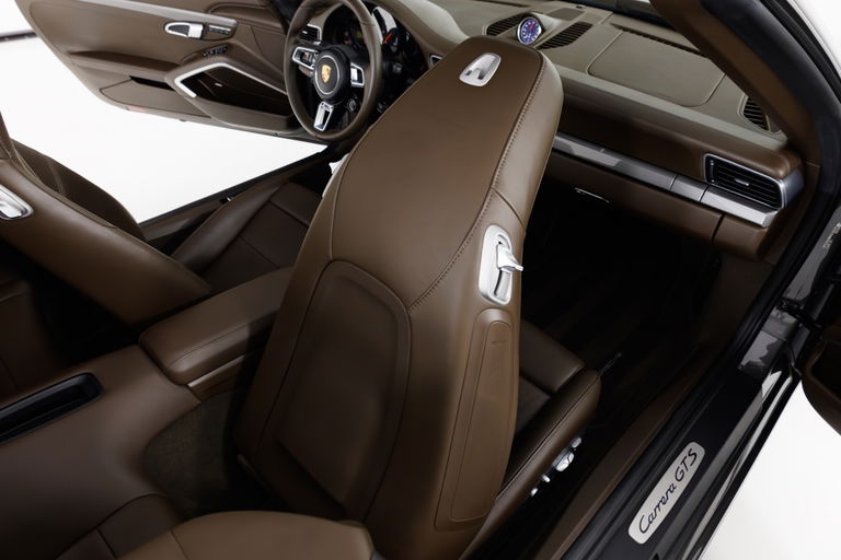 Porsche 991.2 Carrera GTS