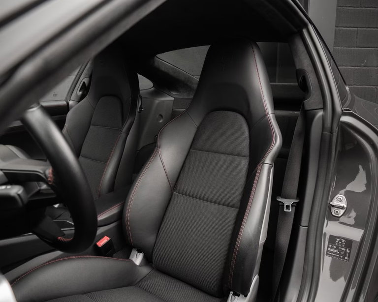 Porsche 991.2 GT3 Touring