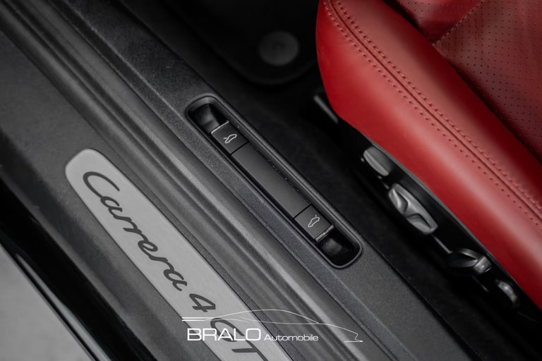 Porsche 991.2 Carrera 4 GTS