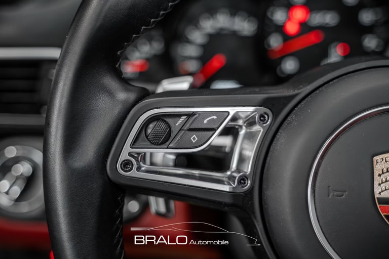 Porsche 991.2 Carrera 4 GTS