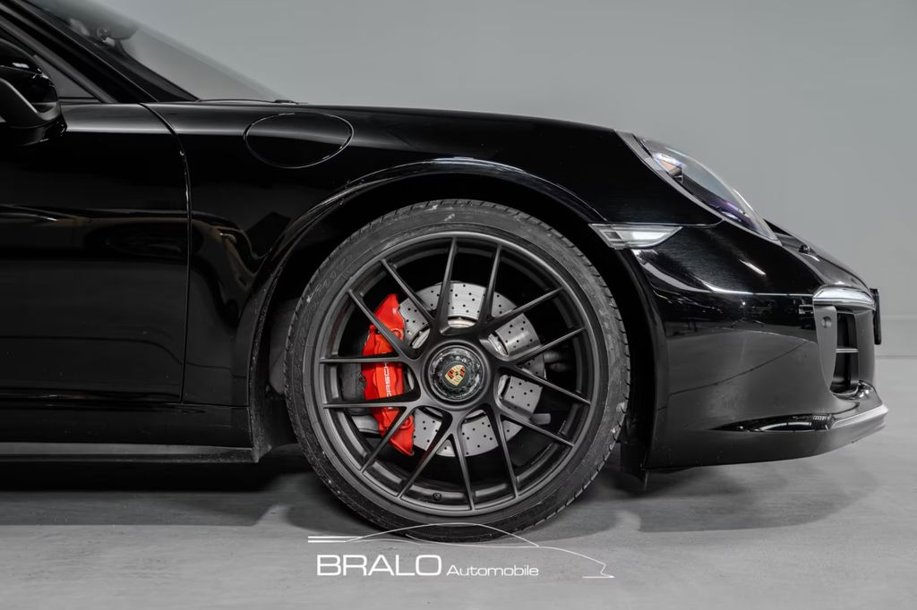 Porsche 991.2 Carrera 4 GTS