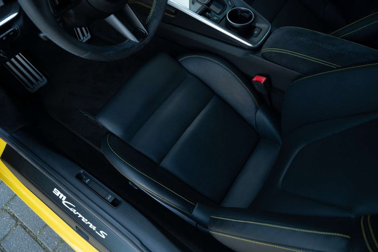 Porsche 992 Carrera S