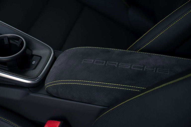 Porsche 992 Carrera S