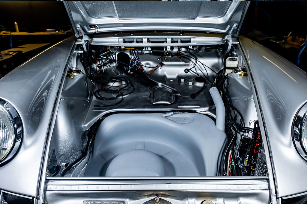 Porsche 911 S (F-Modell)