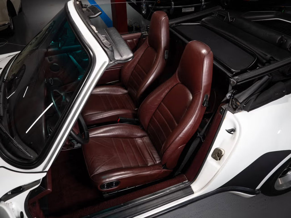 Porsche 911 Carrera 3.2 WTL