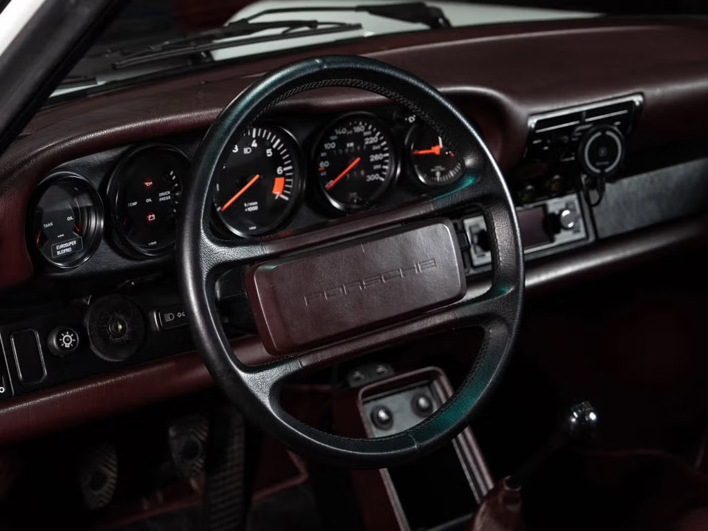 Porsche 911 Carrera 3.2 WTL