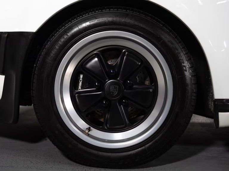 Porsche 911 Carrera 3.2 WTL