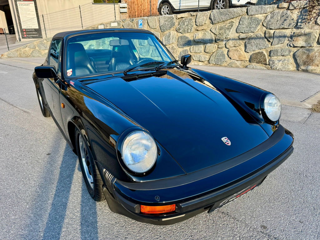 Porsche 911 Carrera 3.2
