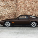 Porsche 928