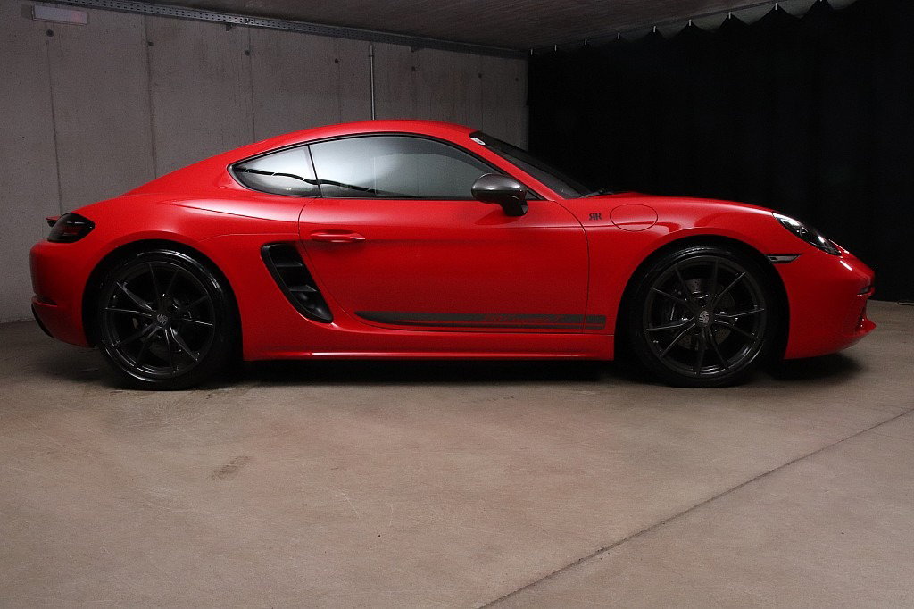 Porsche 718 Cayman T