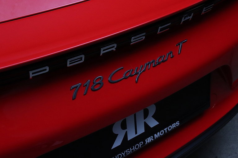 Porsche 718 Cayman T