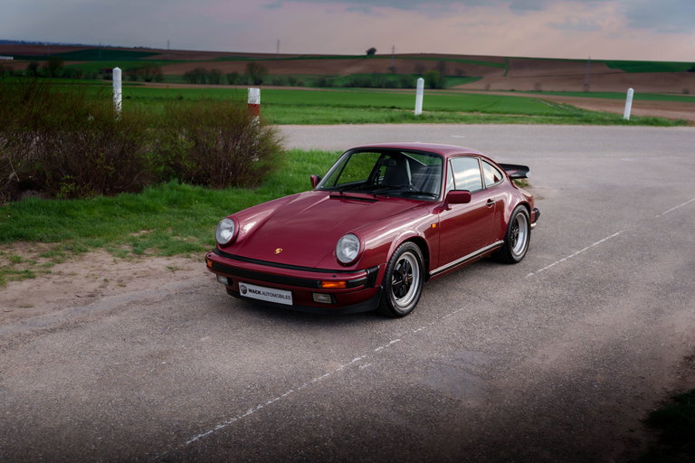 Porsche 911 Carrera 3.2