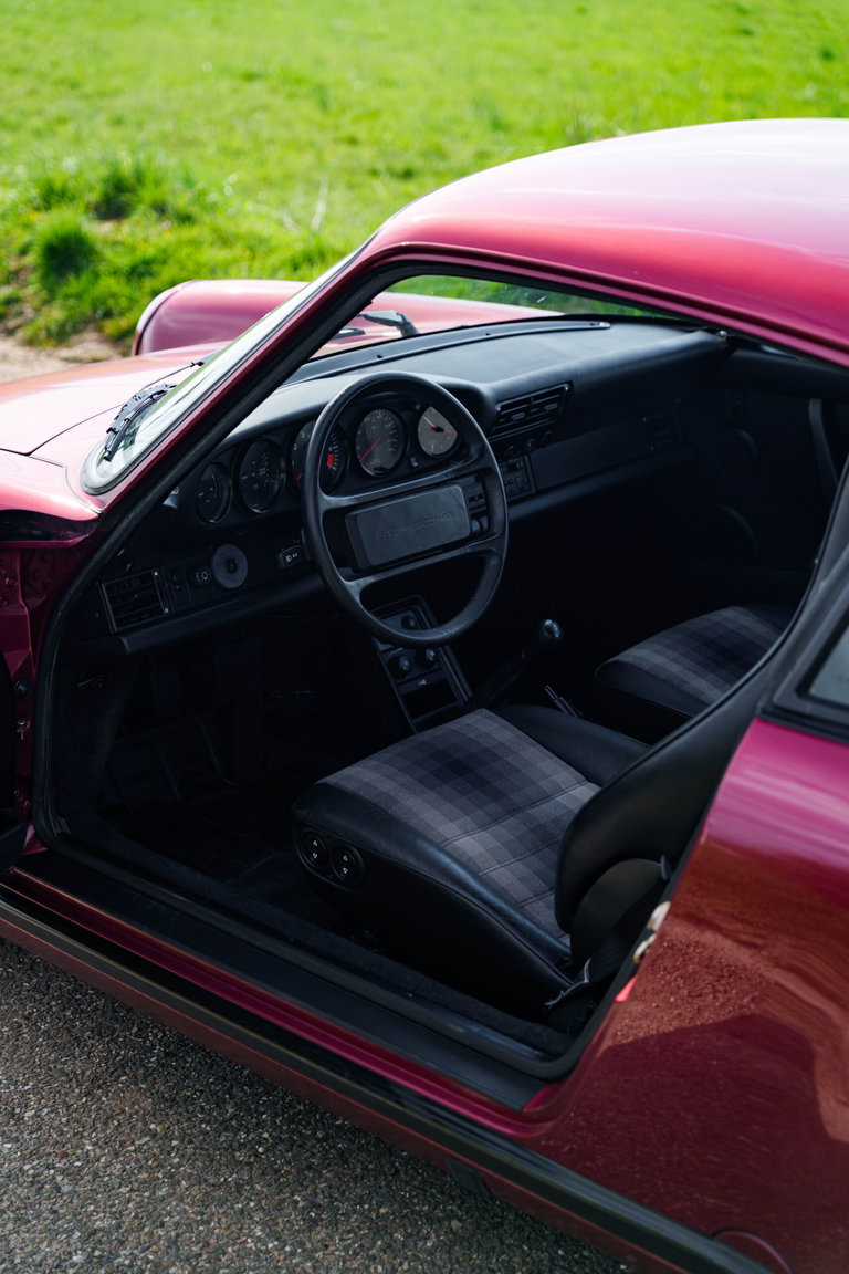 Porsche 911 Carrera 3.2