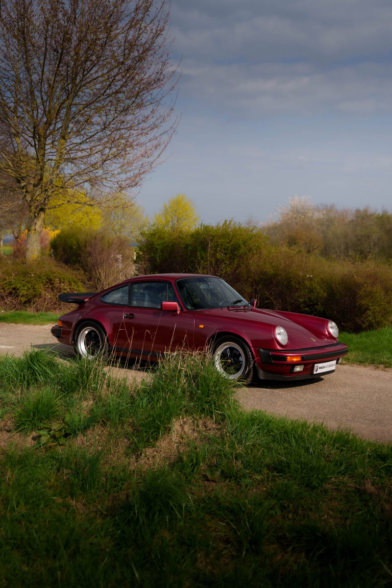 Porsche 911 Carrera 3.2