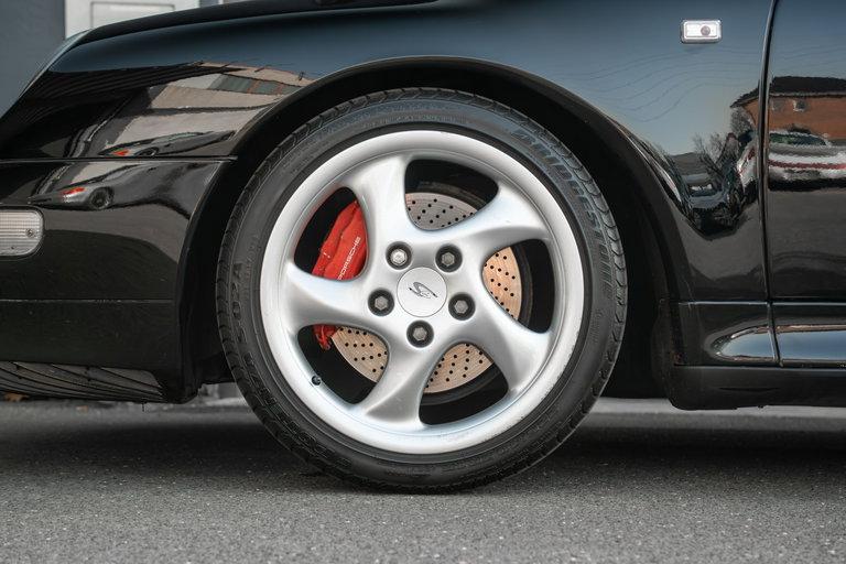 Porsche 993 Carrera 4S